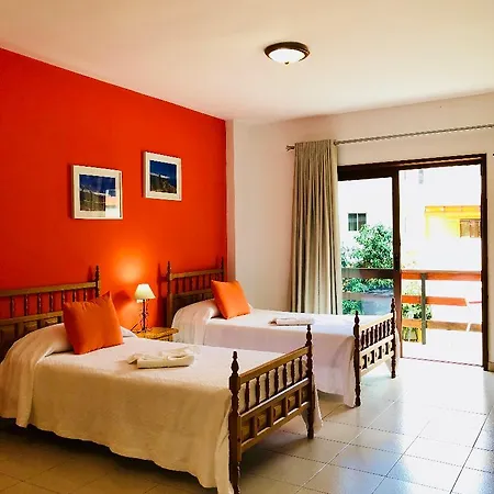 Hotel Frontera 2*
