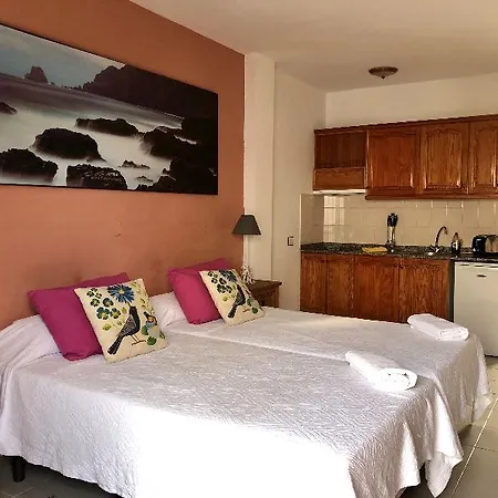 Hotel Frontera 2*